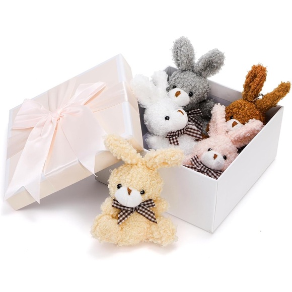 🐰 Bunny Bag Charm - Picture 3 of 7